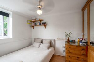 181 Lyle Court Lilleshall Road Morden, Merton SM4 6DT
