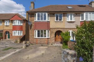 40 Thurleston Avenue, Morden